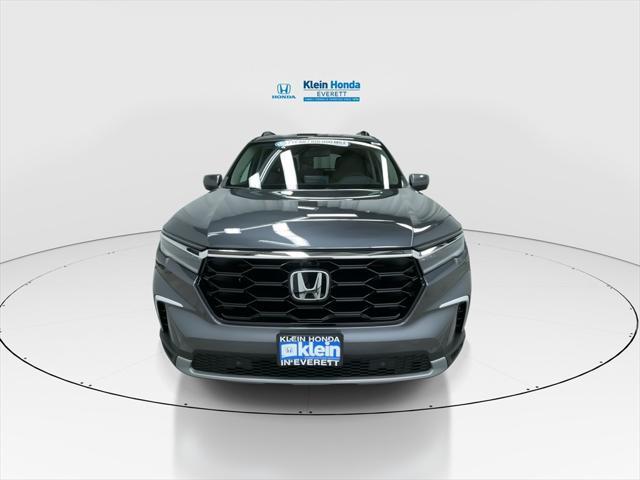 new 2025 Honda Pilot car, priced at $49,791