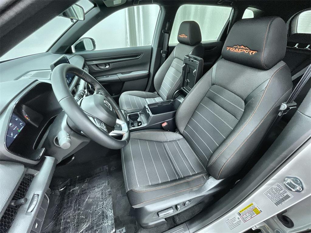 new 2026 Honda CR-V Hybrid car, priced at $40,705