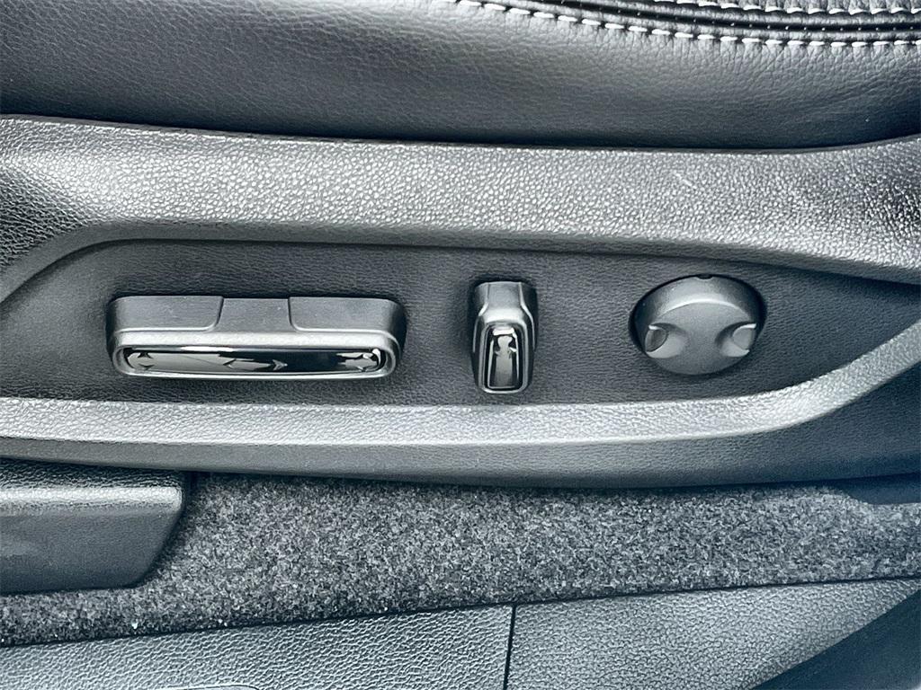 new 2025 Honda Pilot car, priced at $47,550