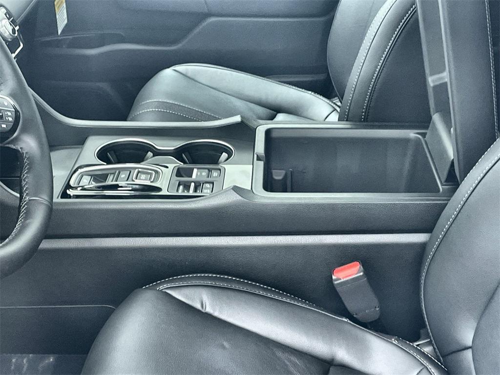 new 2025 Honda Pilot car, priced at $47,550