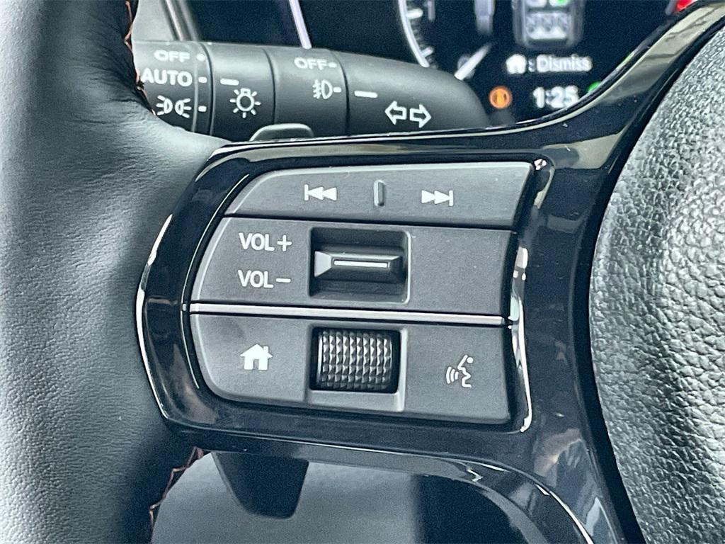 new 2025 Honda Pilot car, priced at $49,288