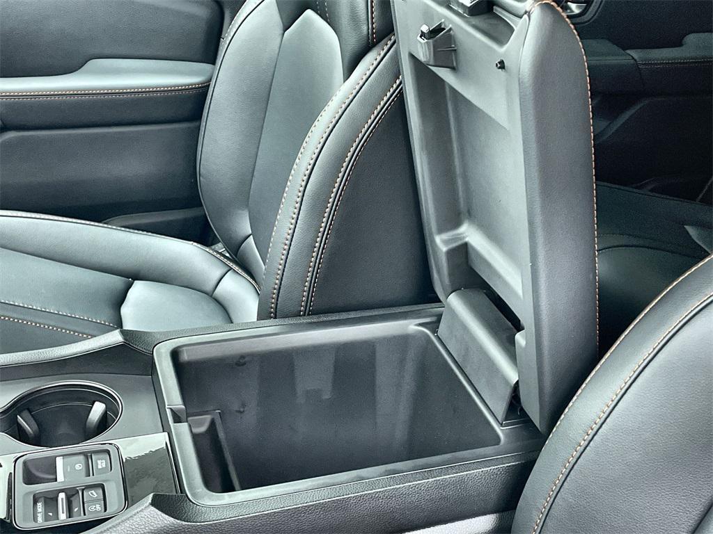 new 2025 Honda Pilot car, priced at $49,288