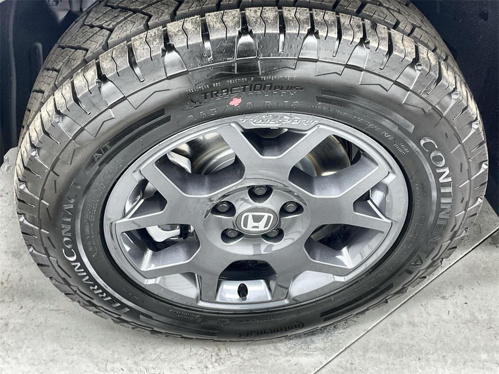 new 2025 Honda Pilot car, priced at $49,288