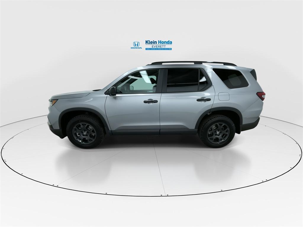 new 2025 Honda Pilot car, priced at $49,288