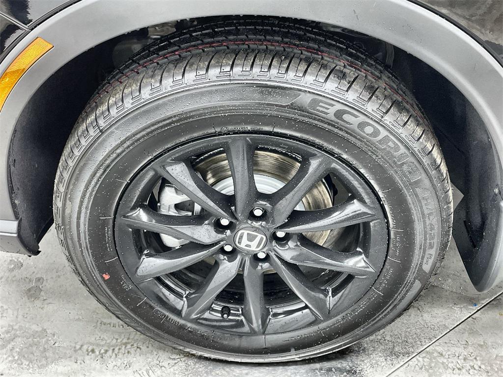 new 2026 Honda CR-V Hybrid car, priced at $38,580