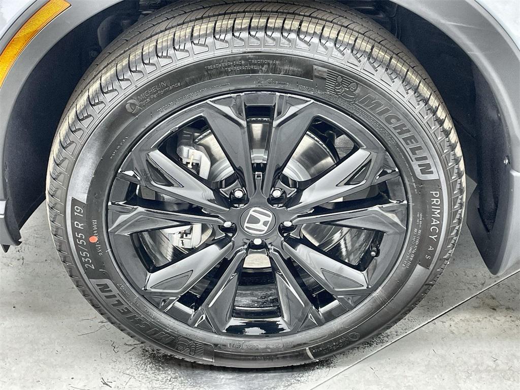 new 2026 Honda CR-V Hybrid car, priced at $44,155