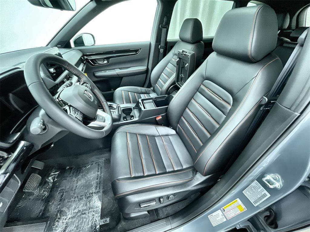 new 2026 Honda CR-V Hybrid car, priced at $44,155