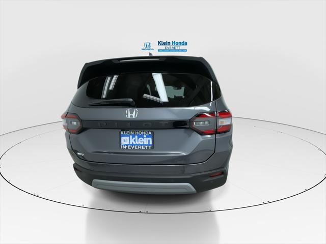 new 2025 Honda Pilot car, priced at $44,388