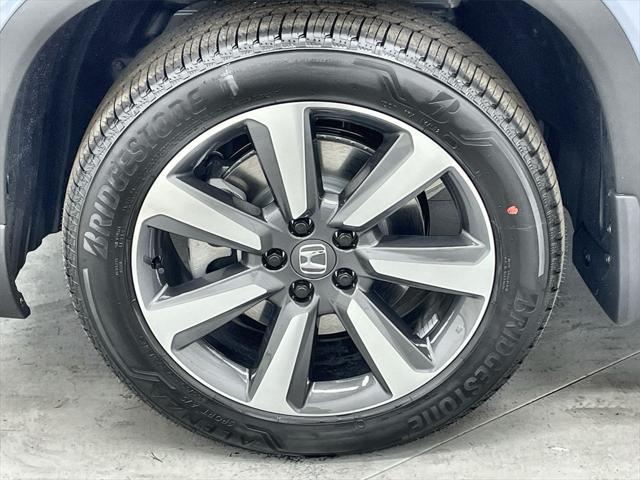new 2025 Honda Pilot car, priced at $54,985