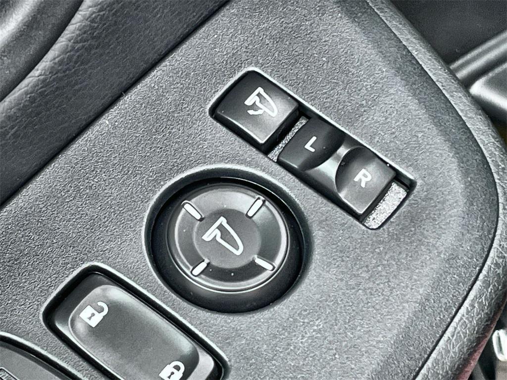 new 2025 Honda Pilot car, priced at $52,279