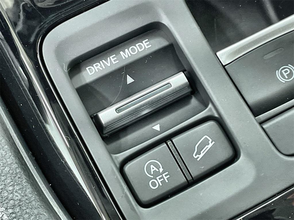 new 2025 Honda Pilot car, priced at $52,279