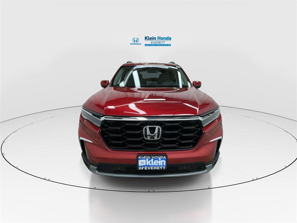 new 2025 Honda Pilot car, priced at $52,279