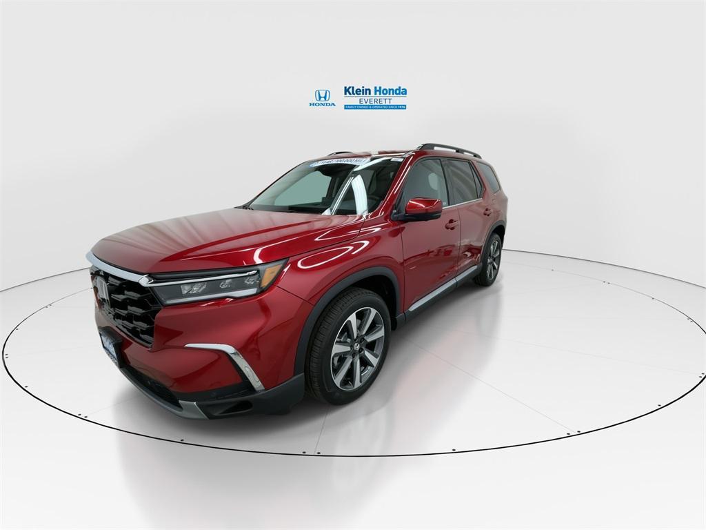 new 2025 Honda Pilot car, priced at $52,279