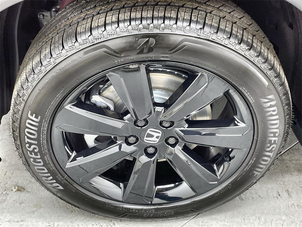 new 2025 Honda Pilot car, priced at $57,260