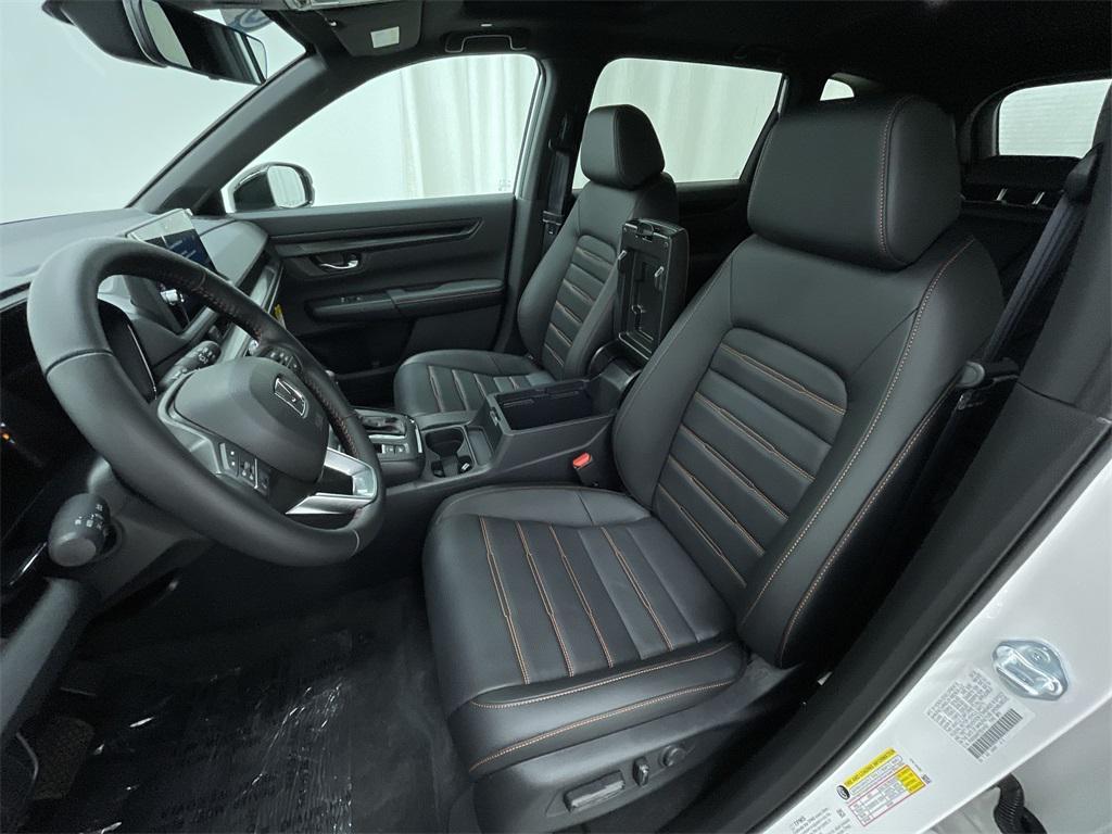 new 2026 Honda CR-V Hybrid car, priced at $42,075
