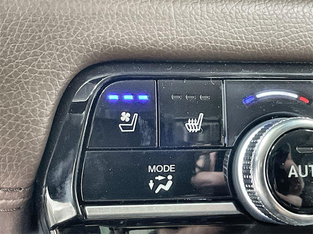 new 2025 Honda Pilot car, priced at $52,429