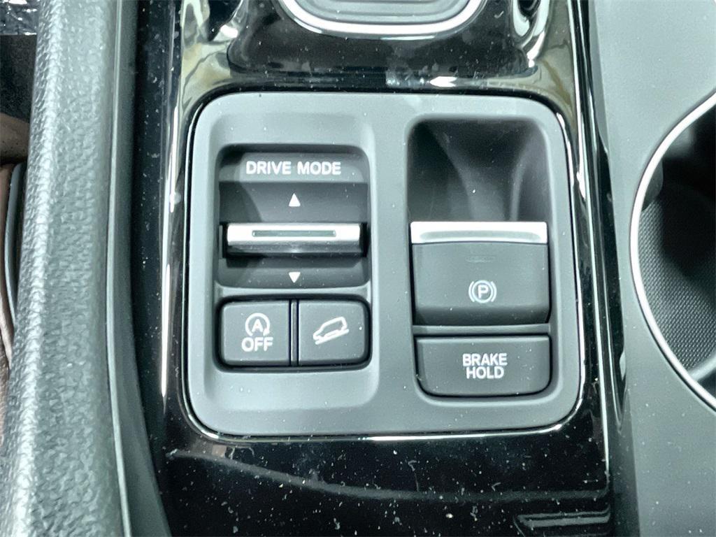 new 2025 Honda Pilot car, priced at $52,429
