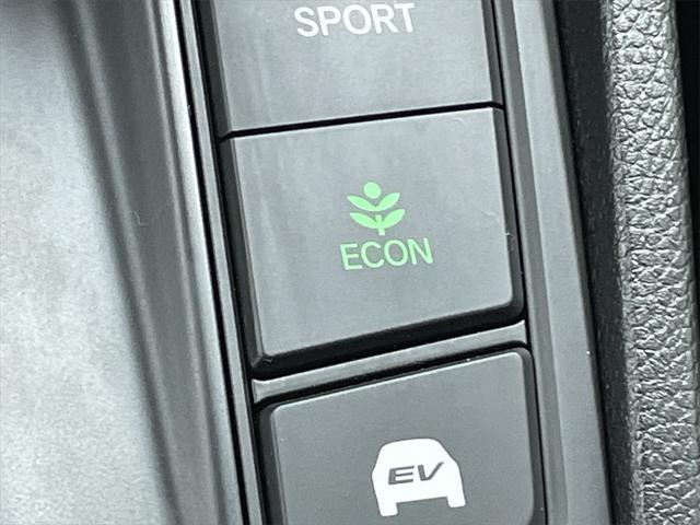 used 2021 Honda CR-V Hybrid car, priced at $27,399