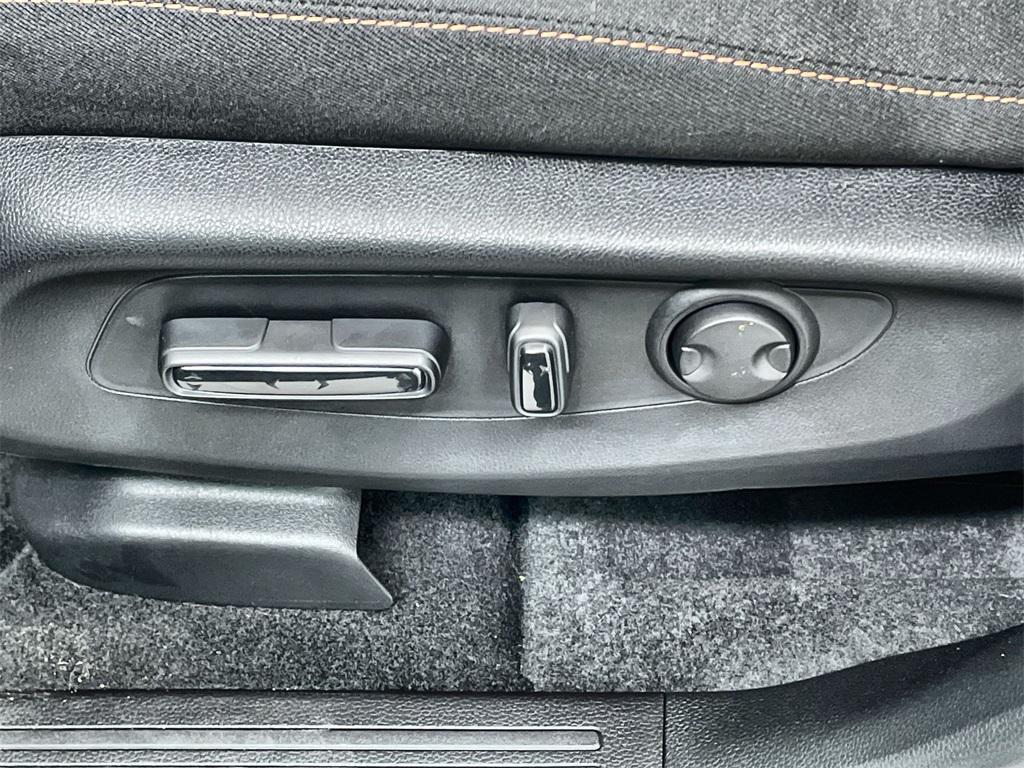 new 2026 Honda CR-V Hybrid car, priced at $40,195