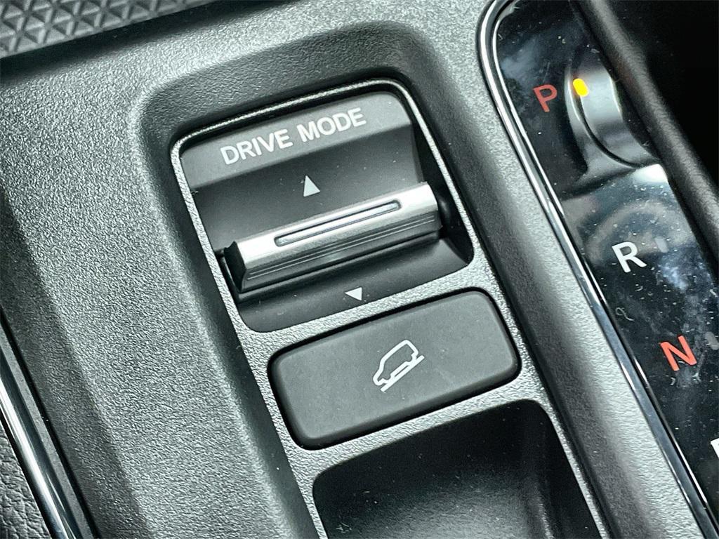 new 2026 Honda CR-V Hybrid car, priced at $40,195