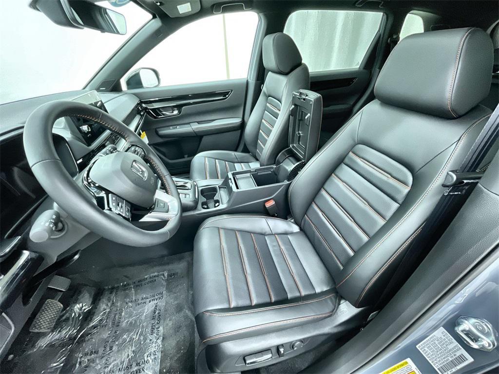 new 2026 Honda CR-V Hybrid car, priced at $44,155