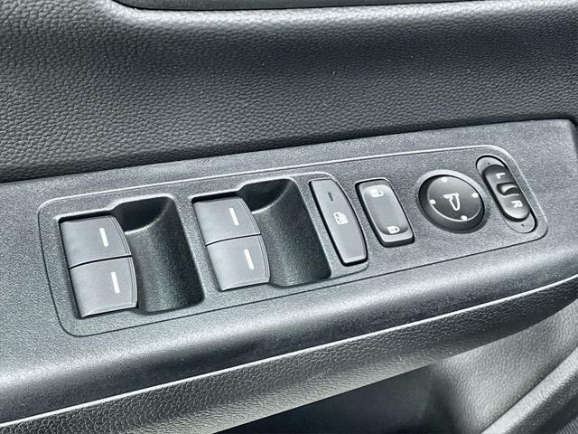 new 2025 Honda CR-V Hybrid car, priced at $40,545