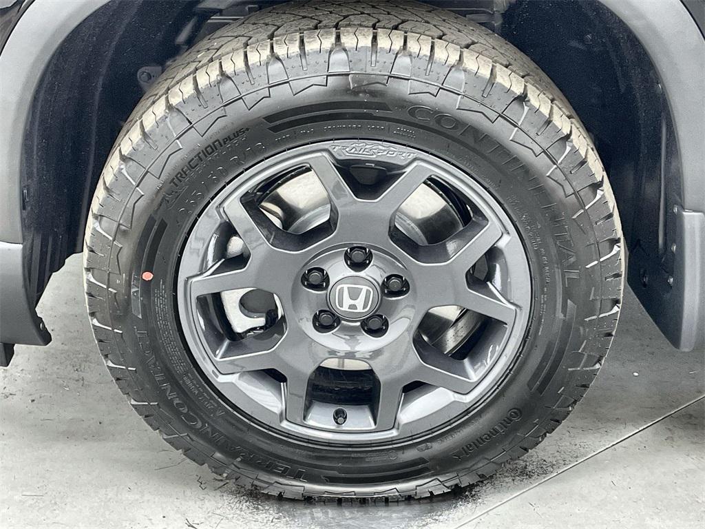 new 2025 Honda Pilot car, priced at $50,895