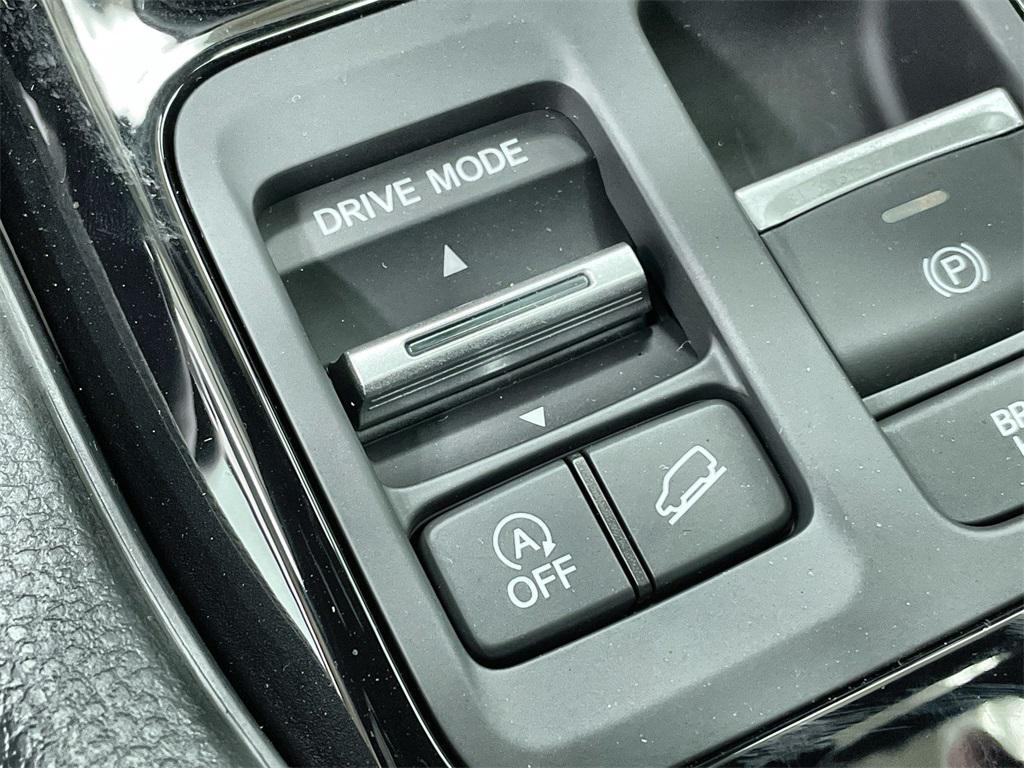 new 2025 Honda Pilot car, priced at $50,895