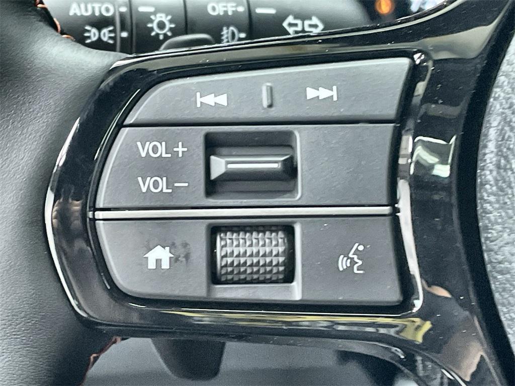 new 2025 Honda Pilot car, priced at $50,895