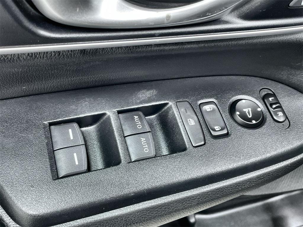 used 2020 Honda CR-V Hybrid car, priced at $23,399