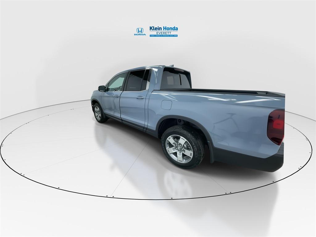 new 2025 Honda Ridgeline car, priced at $40,912