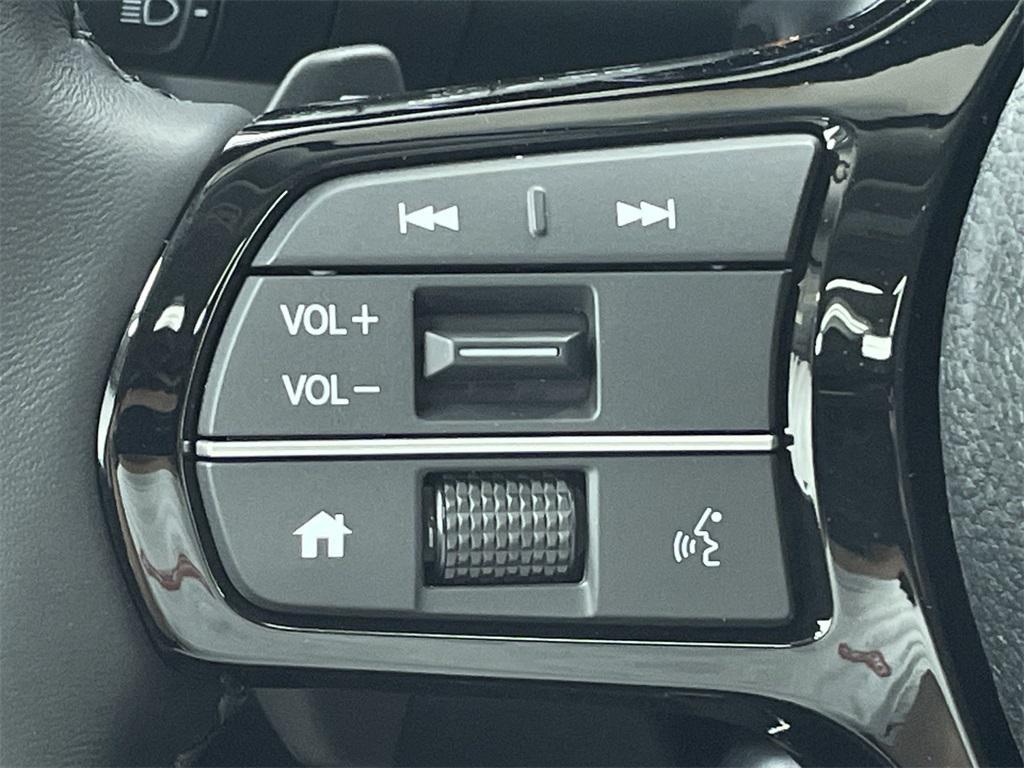 new 2025 Honda Pilot car, priced at $48,498