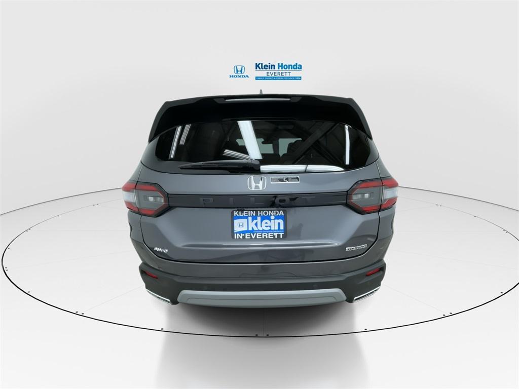 new 2025 Honda Pilot car, priced at $48,498