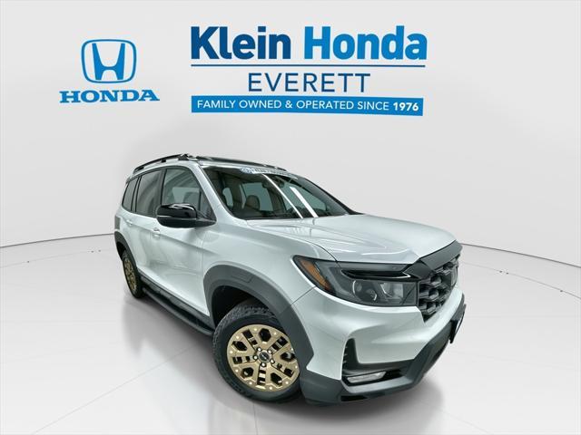 used 2022 Honda Passport car, priced at $35,099