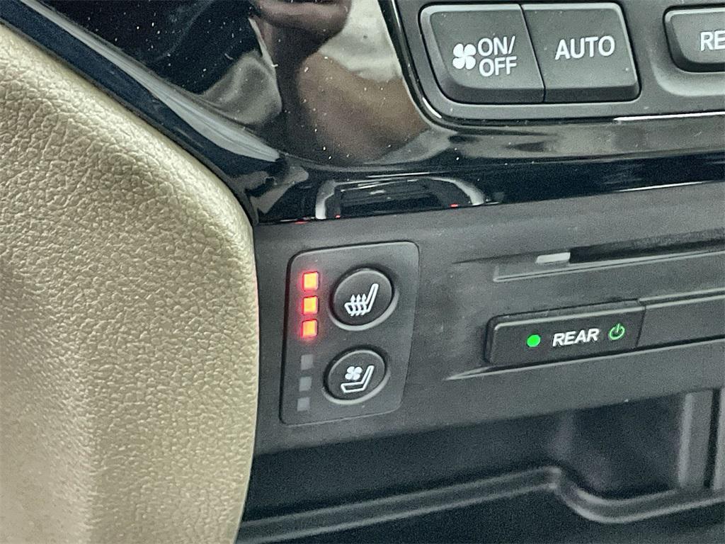 used 2018 Honda Pilot car, priced at $27,399