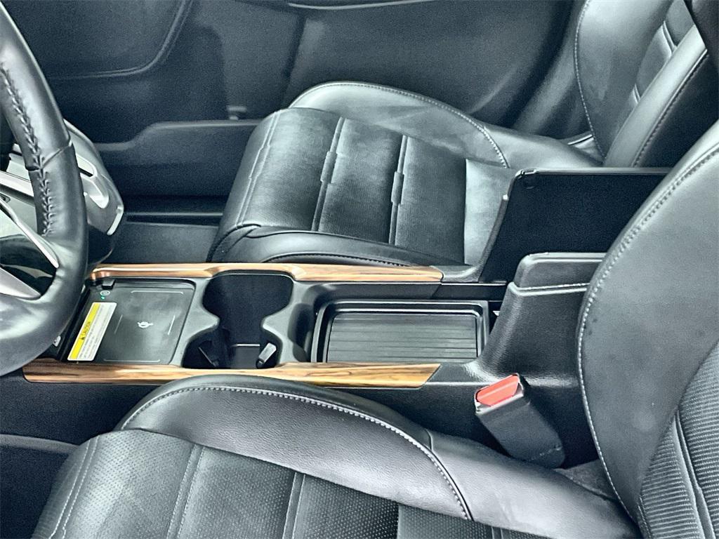 used 2020 Honda CR-V car, priced at $27,399