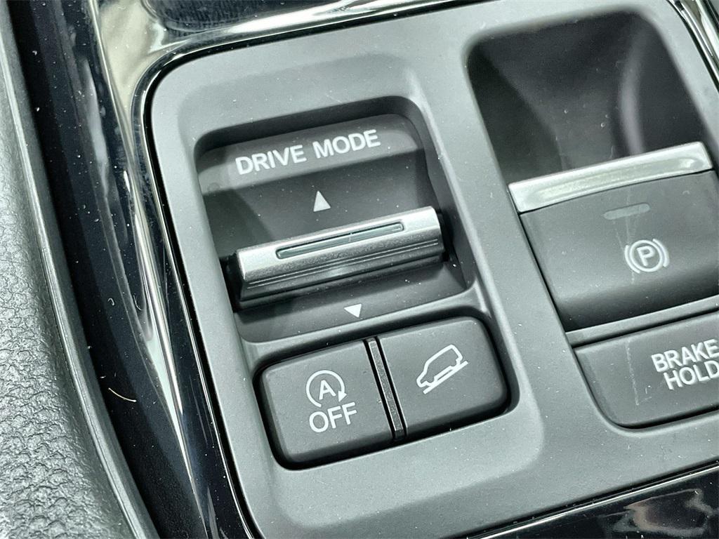 new 2025 Honda Pilot car, priced at $48,637