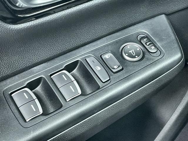 new 2025 Honda CR-V car, priced at $38,350