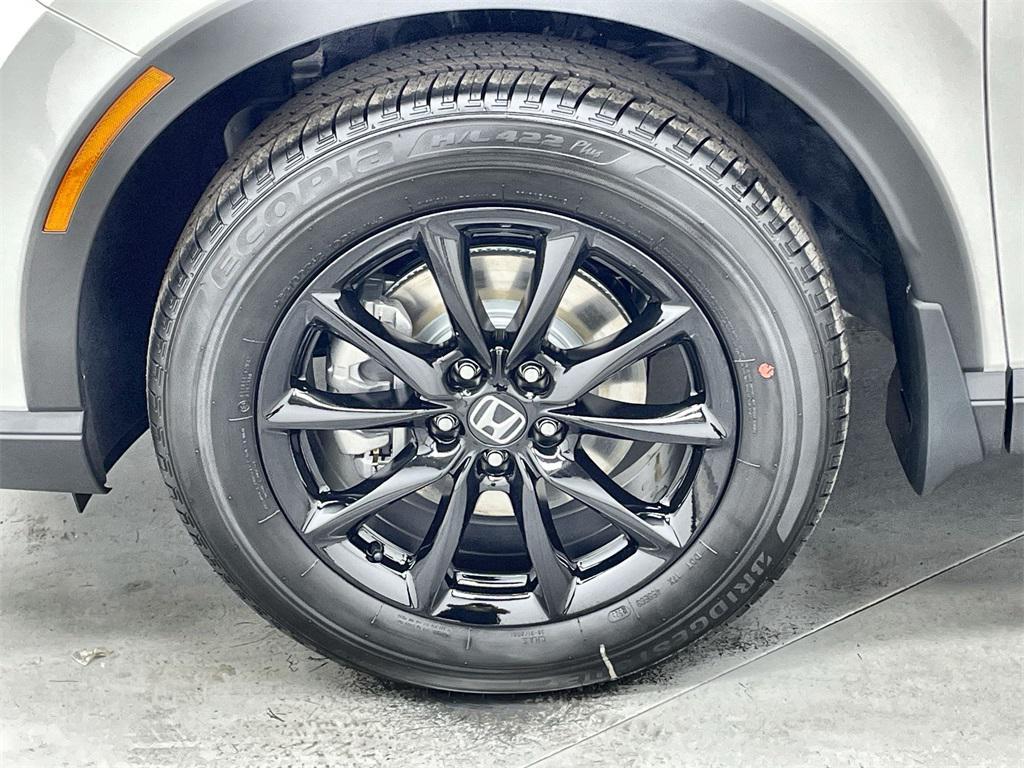 new 2026 Honda CR-V Hybrid car, priced at $39,035