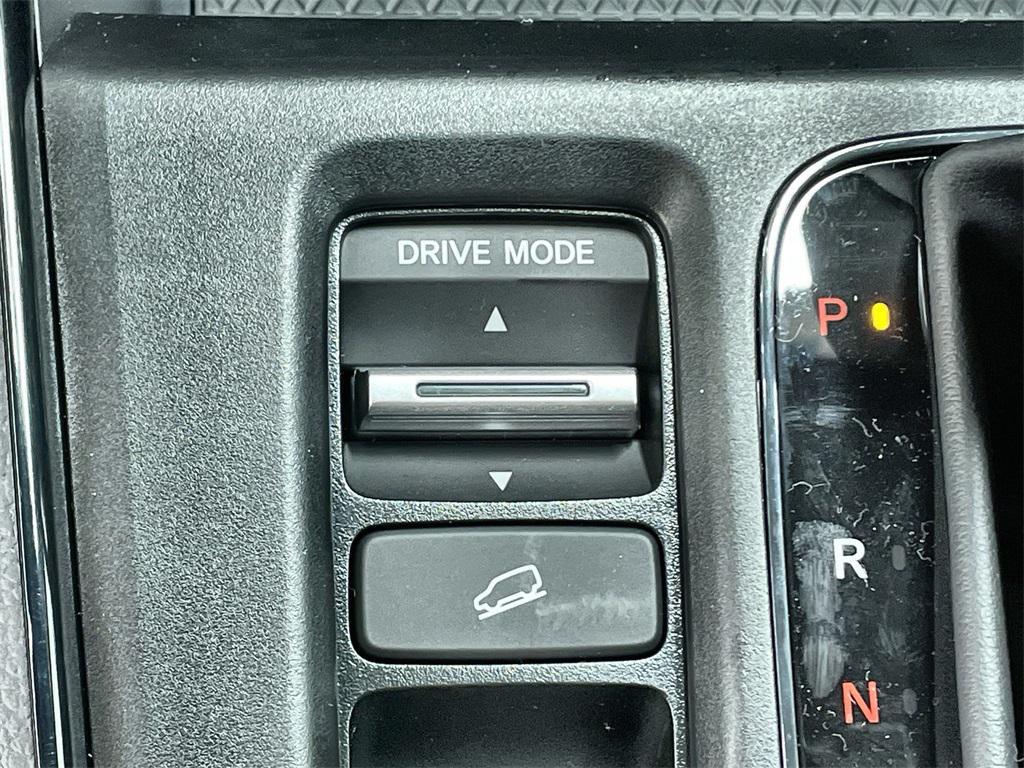 new 2026 Honda CR-V Hybrid car, priced at $38,798