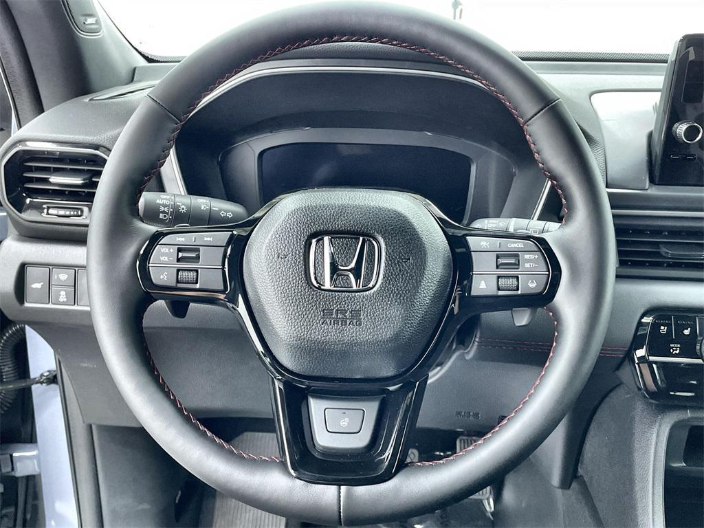 new 2025 Honda Pilot car, priced at $55,488