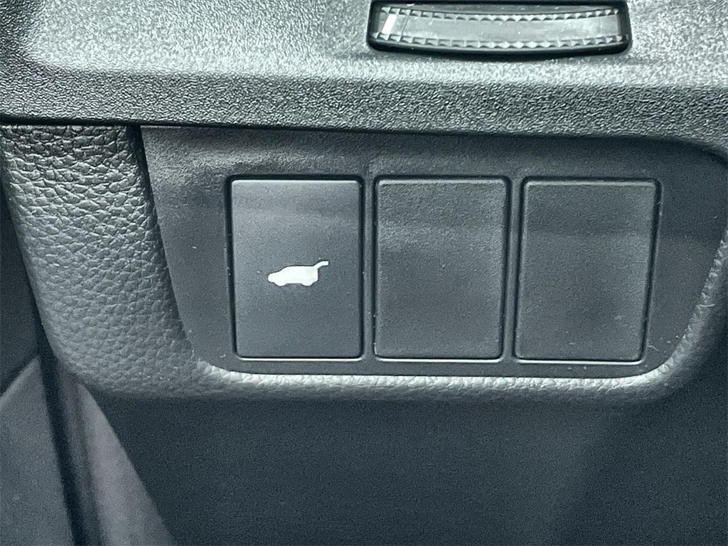 new 2026 Honda CR-V Hybrid car, priced at $41,675