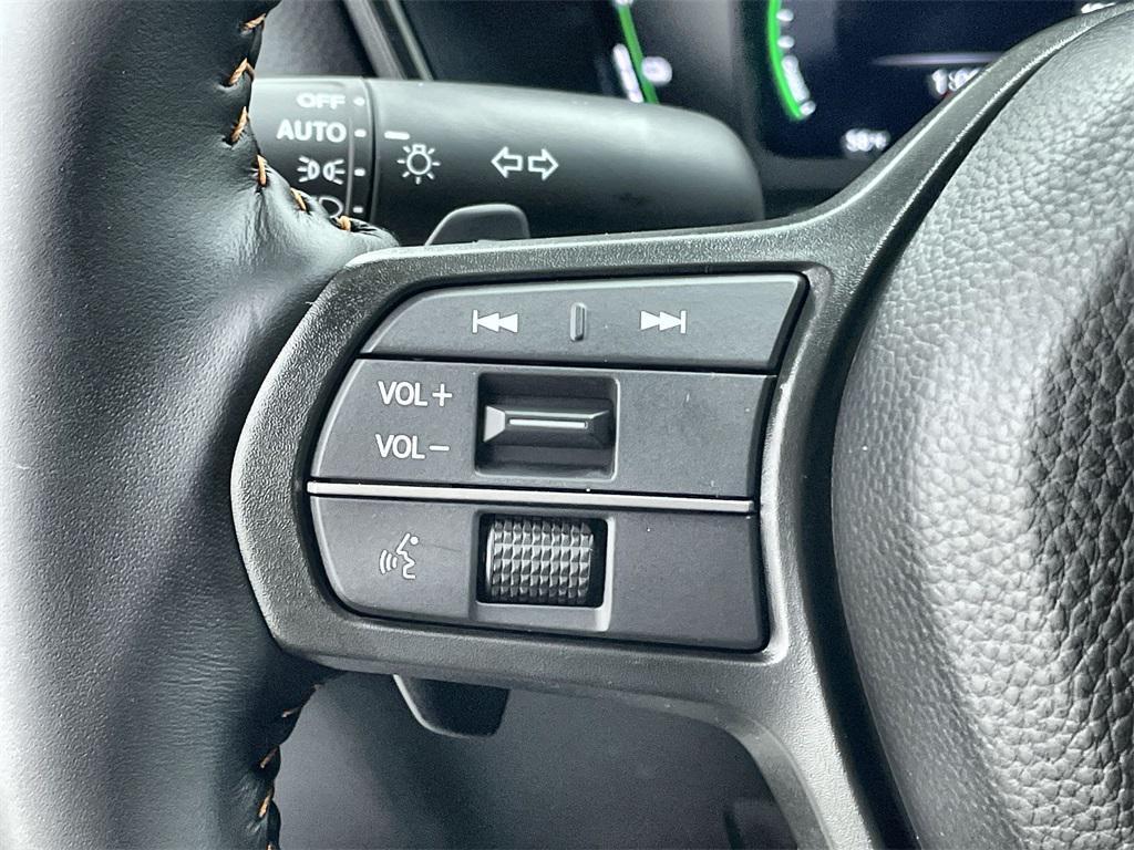 new 2026 Honda CR-V Hybrid car, priced at $41,675