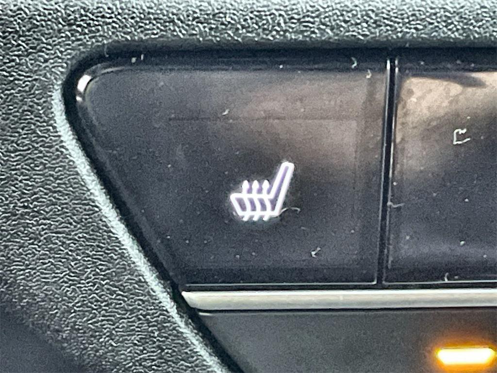 new 2026 Honda CR-V Hybrid car, priced at $40,250