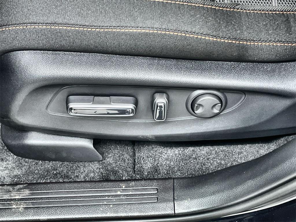 new 2026 Honda CR-V Hybrid car, priced at $40,250