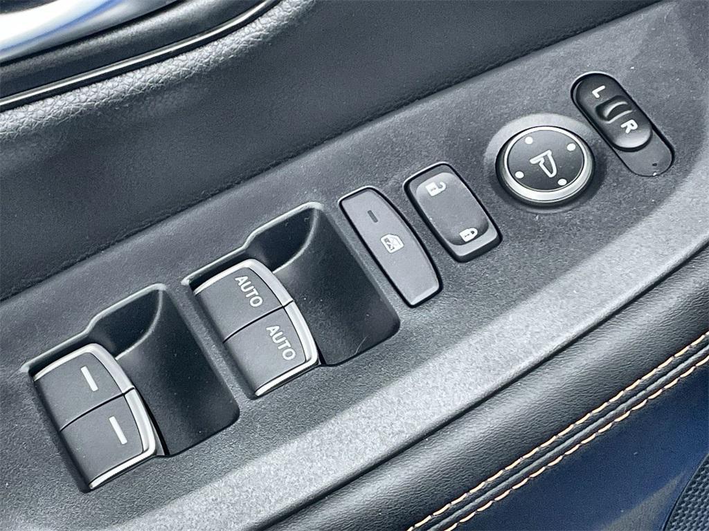 new 2026 Honda HR-V car, priced at $30,188