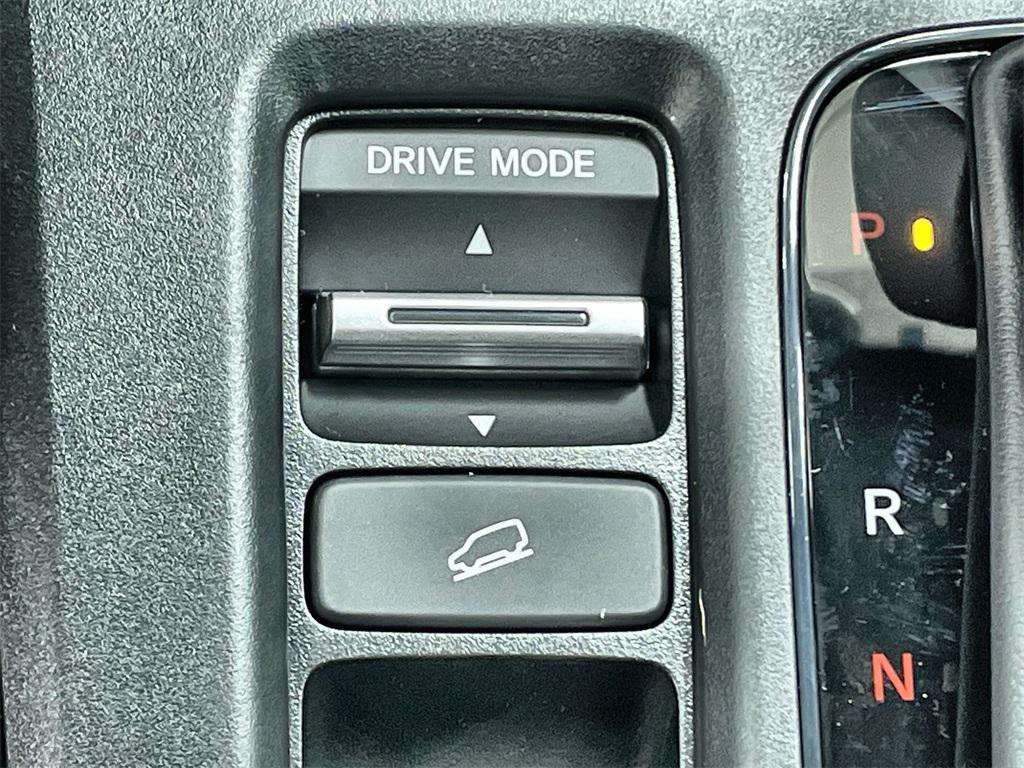 new 2026 Honda CR-V Hybrid car, priced at $38,580