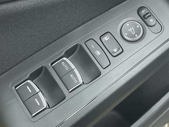 new 2025 Honda Civic Hybrid car, priced at $31,755