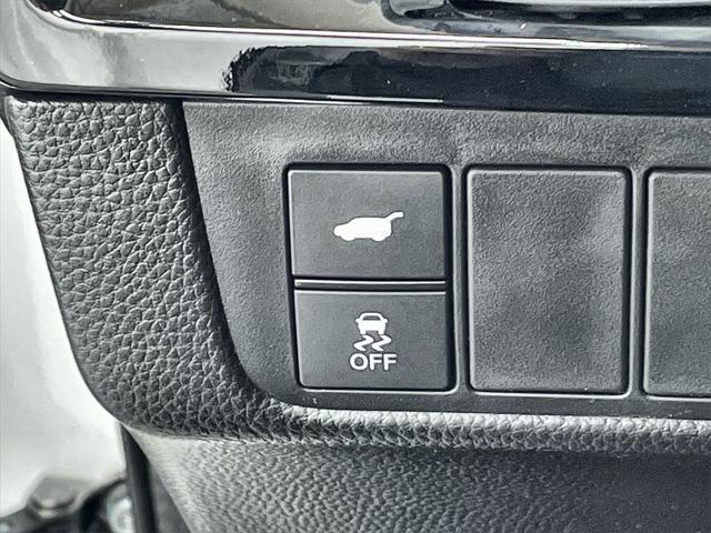 new 2025 Honda CR-V Hybrid car, priced at $42,950