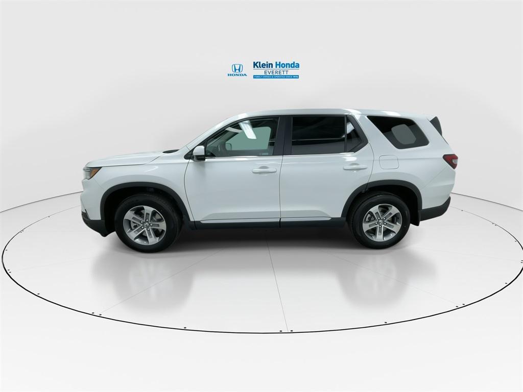 new 2025 Honda Pilot car, priced at $48,280